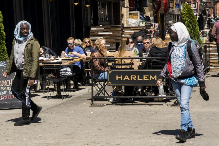 NEW YORK: UN DOMINGO EN HARLEM