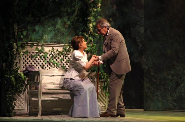 Crítica: La herencia de Eszter