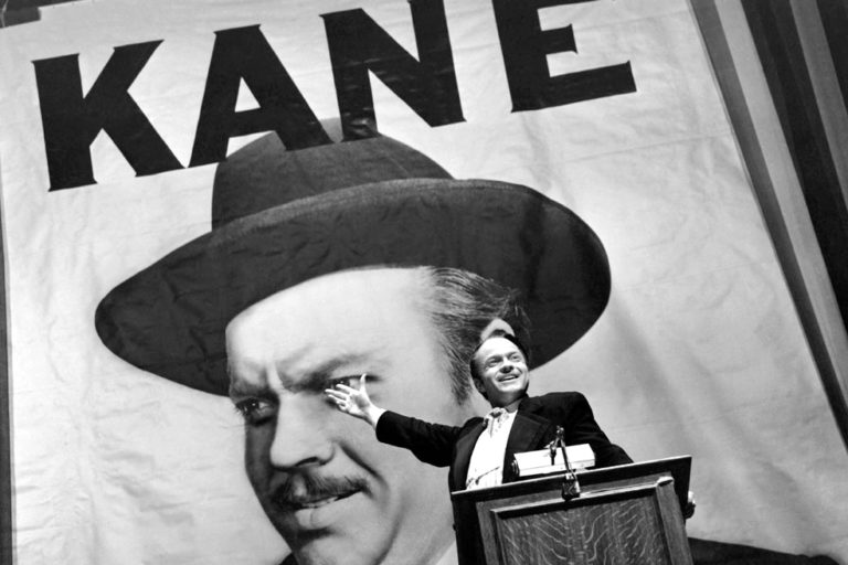 Crítica: EL CIUDADANO (Por Jorge Luis Borges)