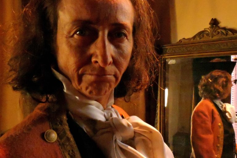 Crítica: ROBESPIERRE