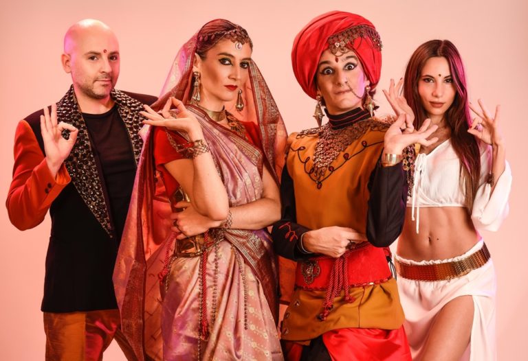 “BOLLYWOOD” (Una industria sin estrellas) de José María Muscari