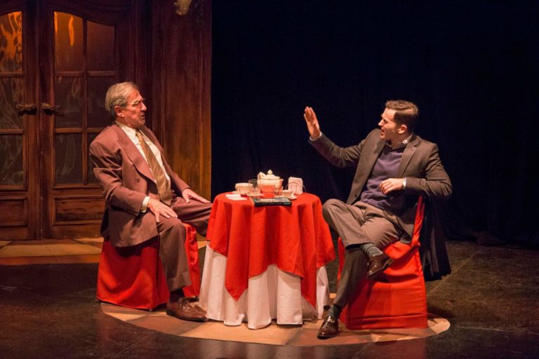 Crítica: Contemplo la nieve que cae blandamente