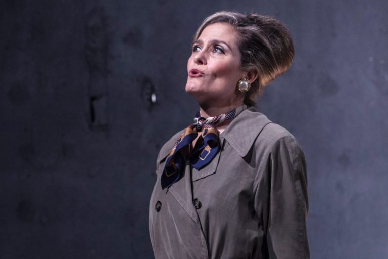 TEATRO: Reseña «La maestra serial»