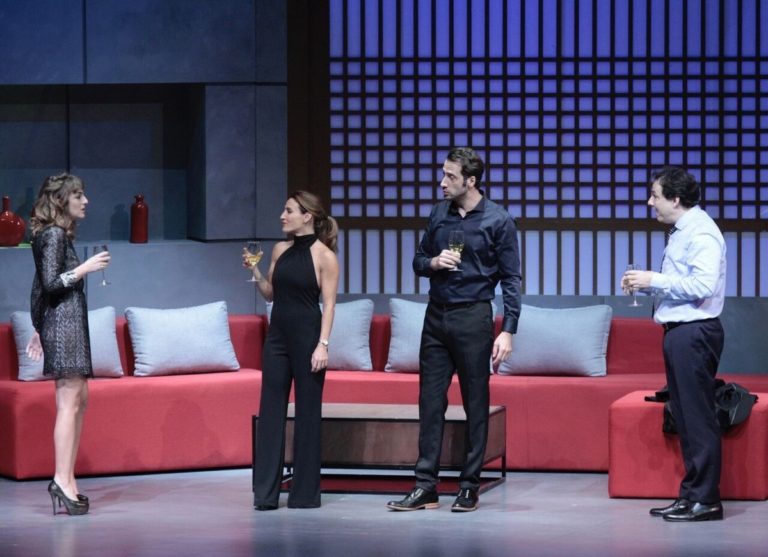 Teatro: Reseña de «Dos más dos»