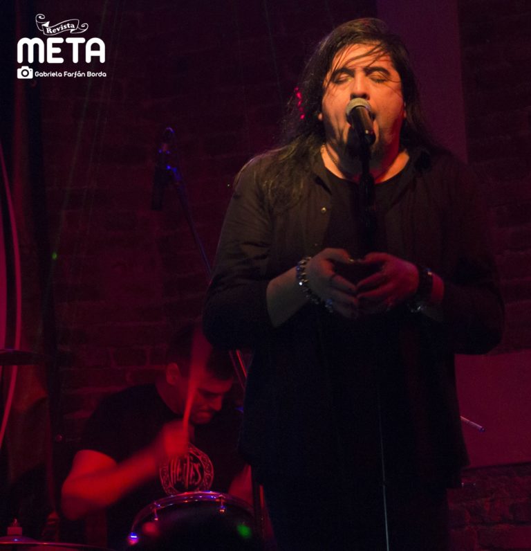 HENTES EN LA PLATA: LA PRIMERA NOCHE HEROICA