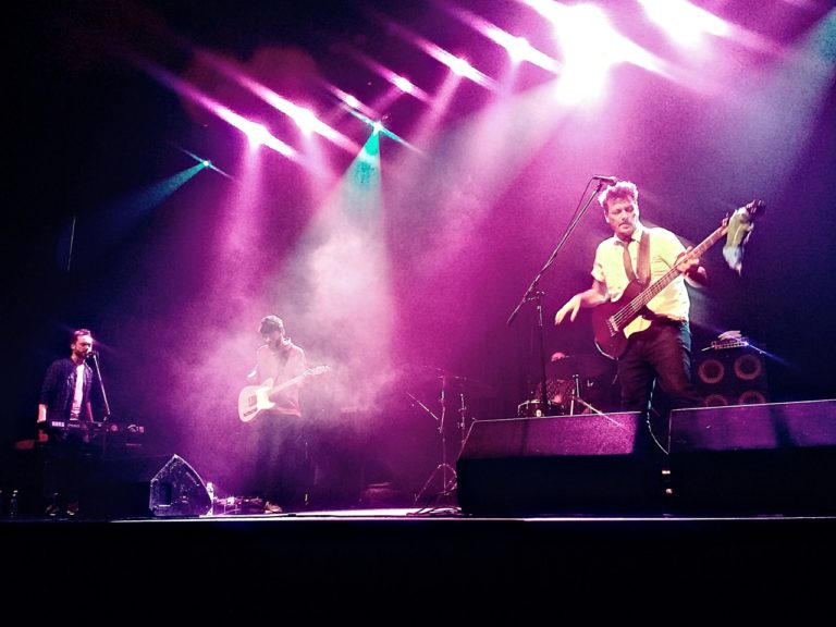 MALOSETTI Y EL BAJO COMO EXTENSIÓN DE SU PROPIO CUERPO