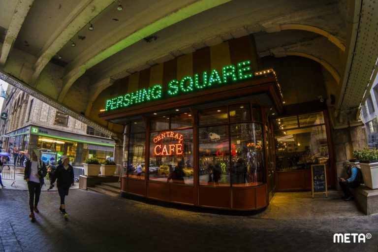 PERSHING SQUARE: Un clásico neoyorkino frente a Grand Central