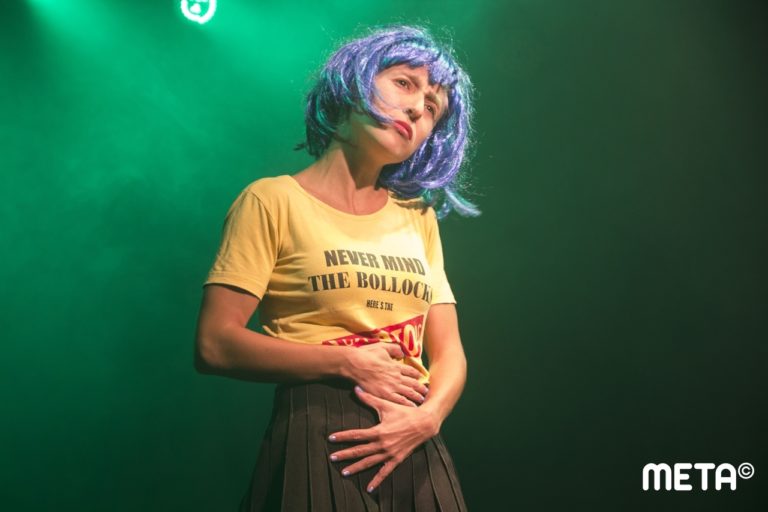 TEATRO: Reseña de «ANTISOCIAL» La fiesta del humor ácido