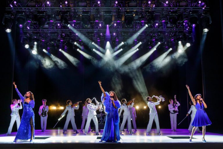 TEATRO «SUMMER: The Donna Summer Musical» en el Lunt-Fontanne Theatre