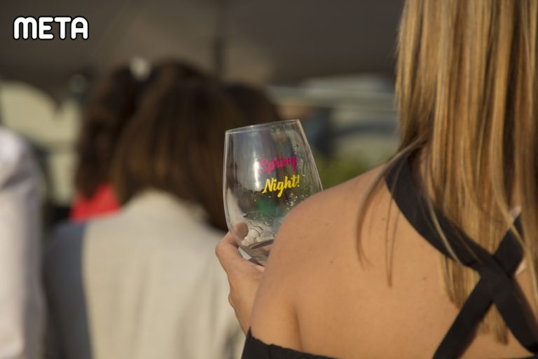 SPRING NIGHT, UN MOMENTO ÚNICO