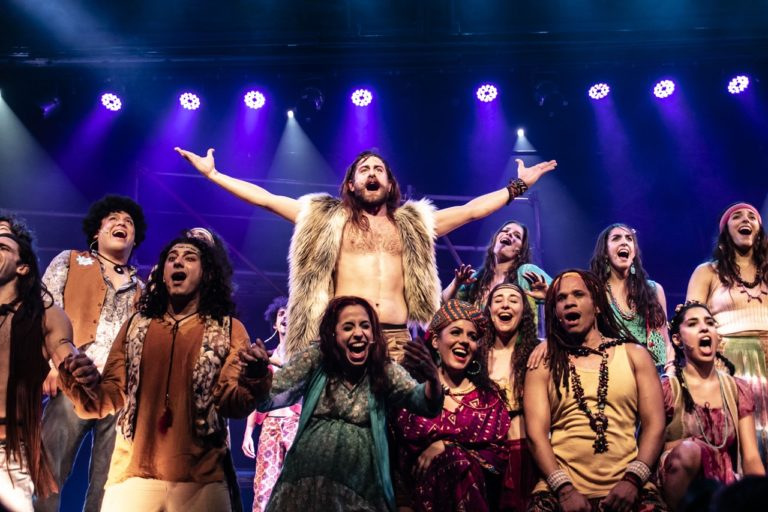 TEATRO: Crítica de «Hair»