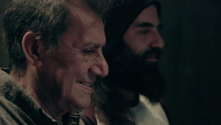 CINE: Crítica de «A una legua»