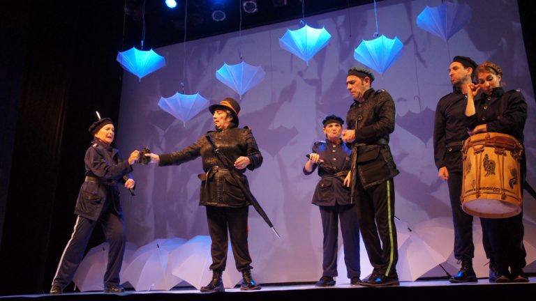 TEATRO: Crítica de «MUCHO RUIDO Y POCAS NUECES»