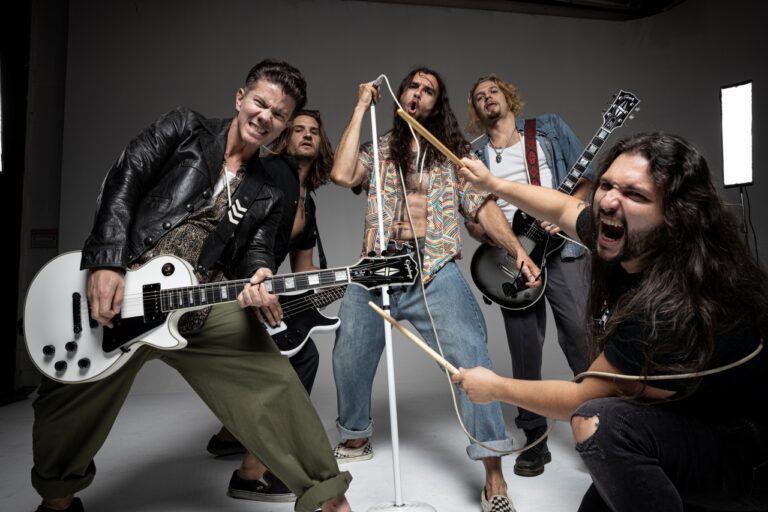 Desde Los Ángeles, Radio Ritual: “La música sirve para romper con el conformismo”