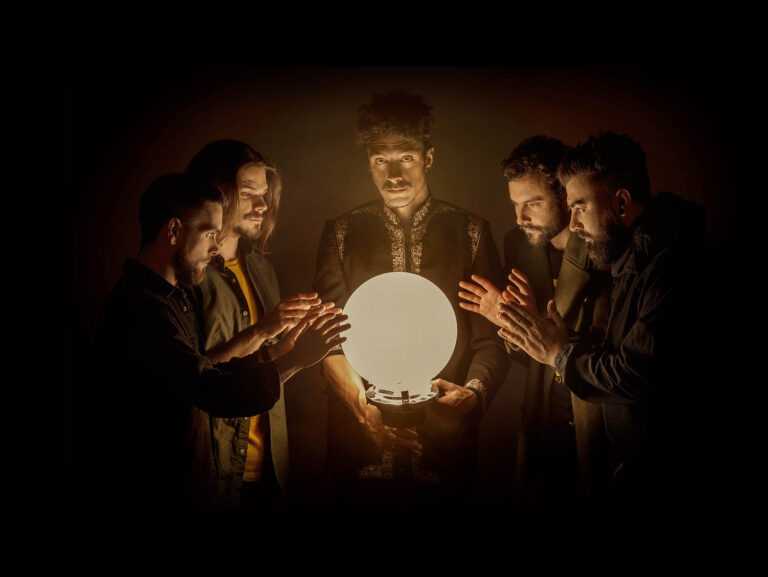 Shinova, la banda que atrae la buena suerte